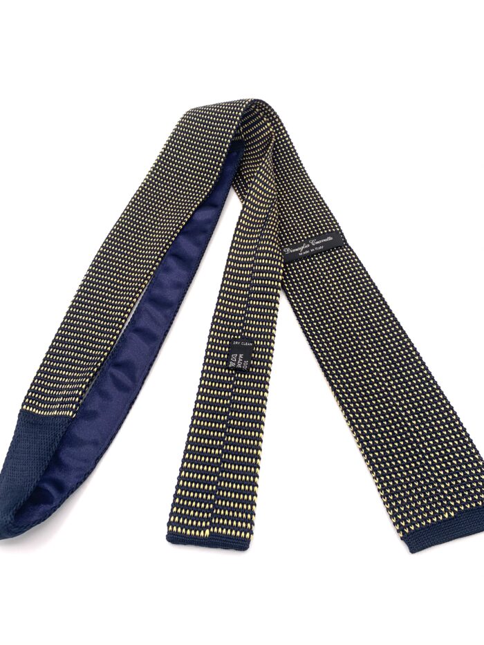 DIMAGLIA - cravatta di maglia con puntini blu e giallo retro